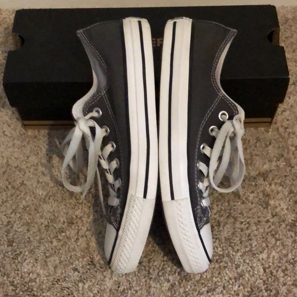 Converse Chuck Taylor All Star Low Top Sneaker - Picture 5 of 7